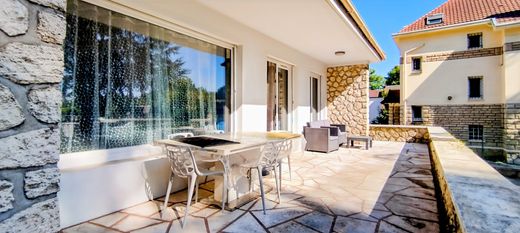 Luxury home in Montmorency, Val d'Oise