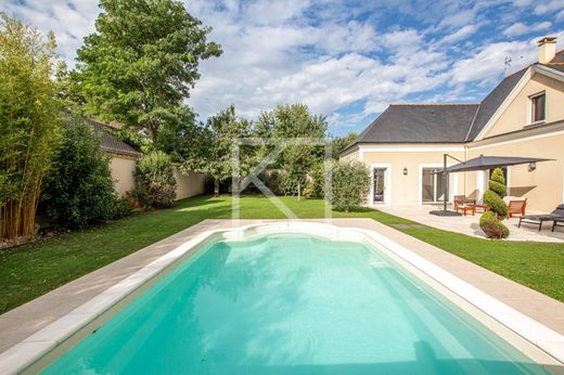豪宅  Briollay, Maine-et-Loire
