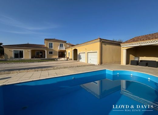 Luxus-Haus in Valence, Drôme