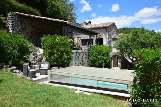 Luxury home in Chomérac, Ardèche