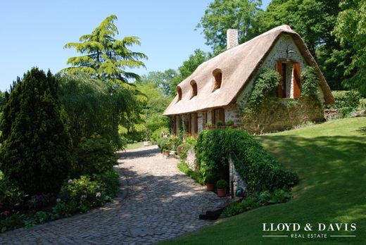 Luxury home in Jouars-Pontchartrain, Yvelines