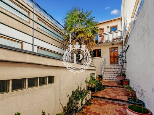 Luxus-Haus in Bagnolet, Seine-Saint-Denis