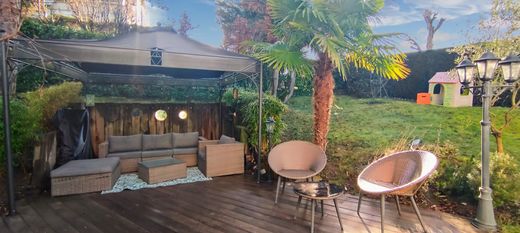 Casa di lusso a Montlignon, Val d'Oise