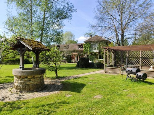 Casa de lujo en Élancourt, Yvelines