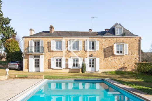 Luxury home in Saint-Pavace, Sarthe