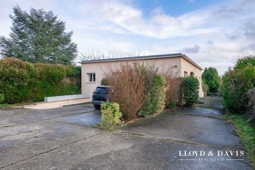Luxury home in Saulx-les-Chartreux, Essonne
