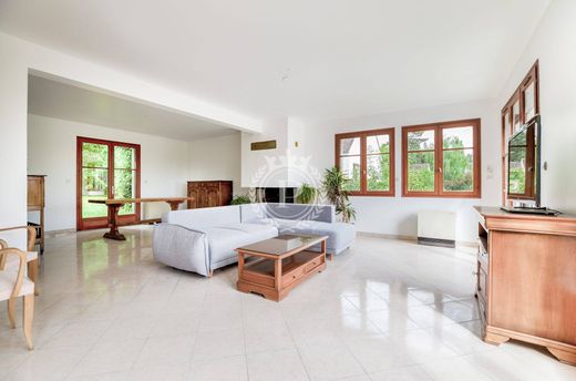 ‏בתי יוקרה ב  Saint-Leu-la-Forêt, Val d'Oise