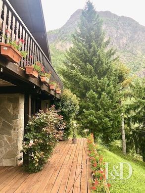 Les Deux Alpes, Isèreの高級住宅