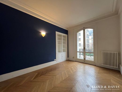Apartment / Etagenwohnung in Champs-Elysées, Madeleine, Triangle d’or, Paris