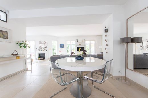 Luxury home in Antony, Hauts-de-Seine