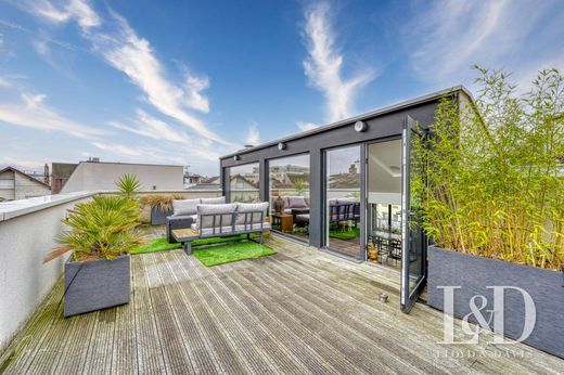 Appartement in Issy-les-Moulineaux, Hauts-de-Seine