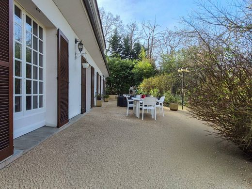 Casa di lusso a Marcoussis, Essonne