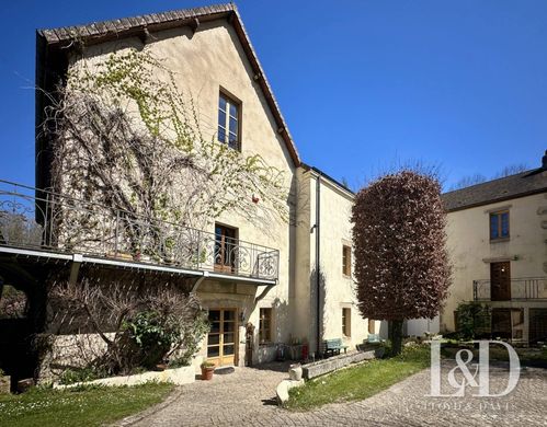 Luxury home in Le Creusot, Saône-et-Loire