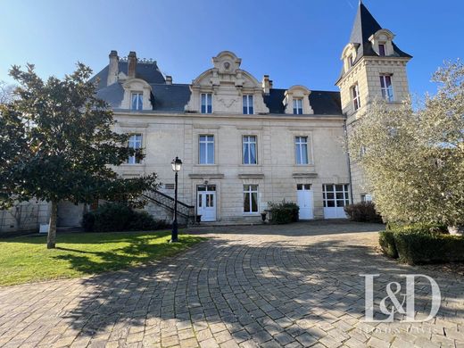 Maison de luxe à Villers-Cotterêts, Aisne