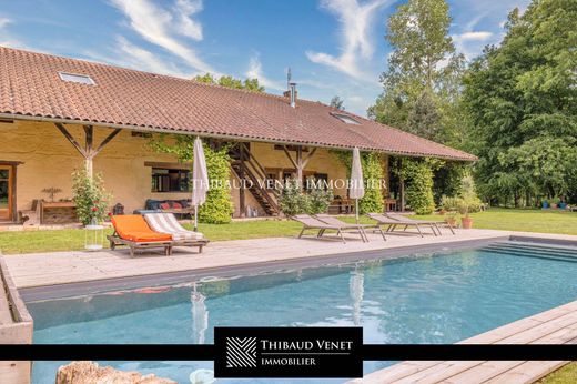 Элитный дом, Bourg-en-Bresse, Ain