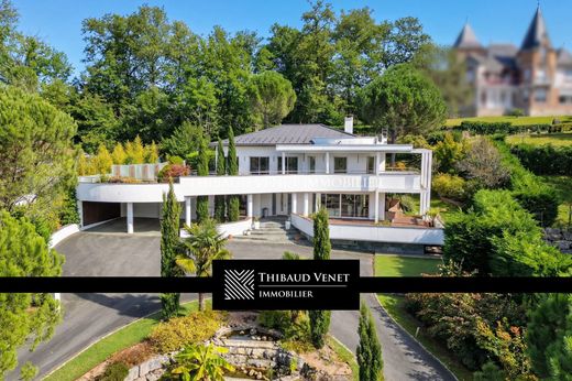 Элитный дом, Lons-le-Saunier, Jura