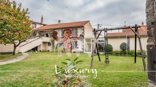 Элитный дом, Pont-du-Château, Puy-de-Dôme