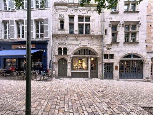 Wohnkomplexe in Orléans, Loiret