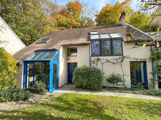 Luxury home in La Frette-sur-Seine, Val d'Oise