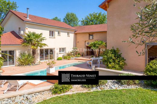 Luxus-Haus in Bourgoin-Jallieu, Isère