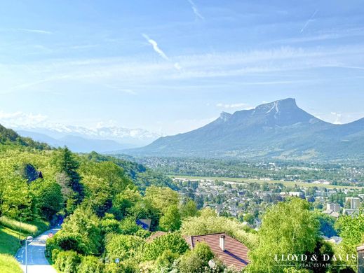 Luxury home in Barby, Savoy