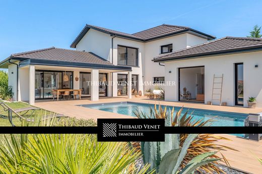 Элитный дом, Bourg-en-Bresse, Ain