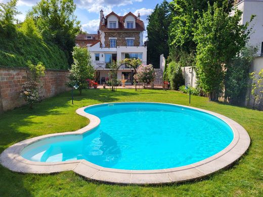Casa di lusso a Clamart, Hauts-de-Seine