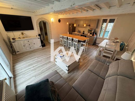 Complexes résidentiels à Clermont-Ferrand, Puy-de-Dôme