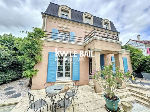 Luksusowy dom w Cergy, Val d'Oise