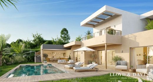 Luxury home in Le Lavandou, Var