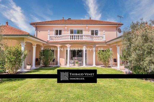 Элитный дом, Bourg-en-Bresse, Ain