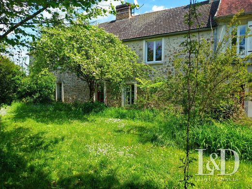 Luxe woning in Betz, Oise