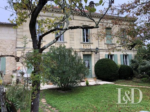 Maison de luxe à Créon, Gironde