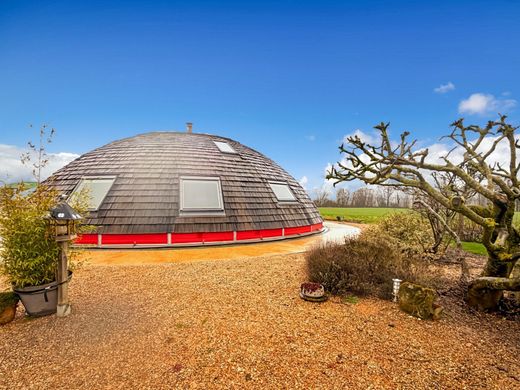 Luxury home in Chartres, Eure-et-Loir