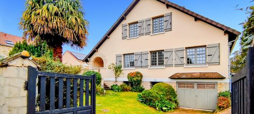 Casa de lujo en Taverny, Valle de Oise