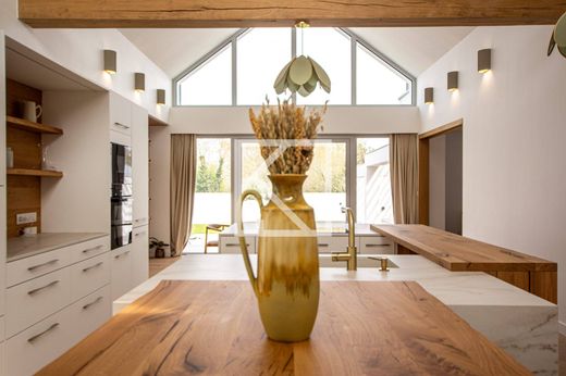 Luxus-Haus in Les Garennes sur Loire, Maine-et-Loire