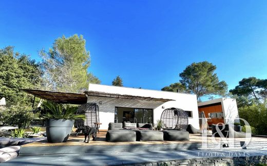 Luxury home in Nîmes, Gard
