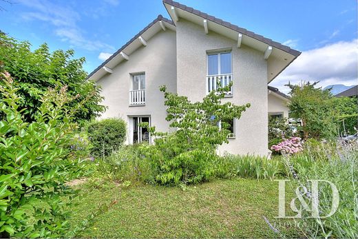 Luxury home in Challes-les-Eaux, Savoy