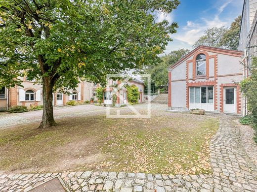 公寓楼  Cholet, Maine-et-Loire