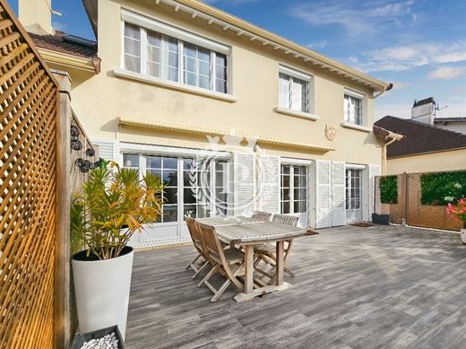 Πολυτελή κατοικία σε Meaux, Seine-et-Marne