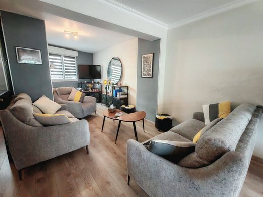 Πολυτελή κατοικία σε Rosny-sous-Bois, Seine-Saint-Denis