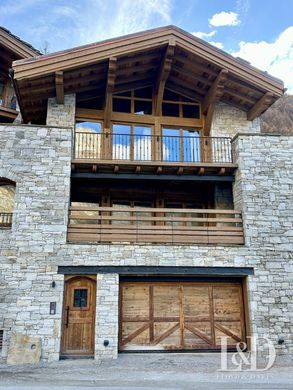 Apartment / Etagenwohnung in Val-d'Isère, Savoy