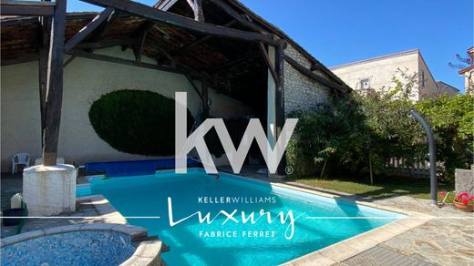 Casa de lujo en Pont-du-Château, Puy de Dome