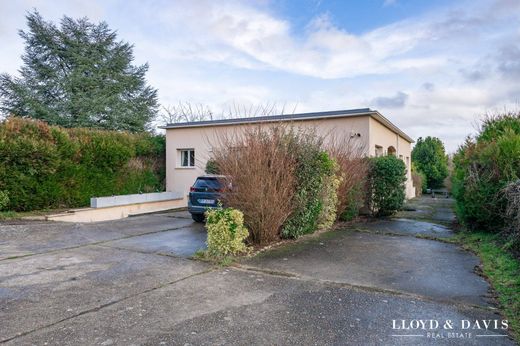 Luxury home in Saulx-les-Chartreux, Essonne