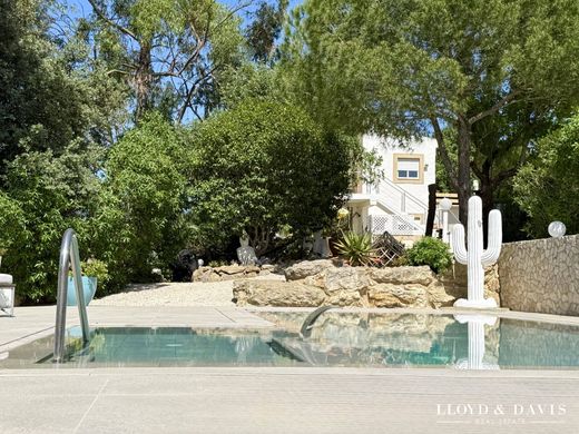 Luxury home in Pechão, Olhão