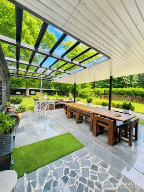 Luxury home in Chantilly, Oise