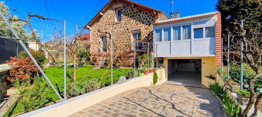 Luxury home in Groslay, Val d'Oise