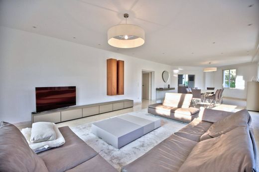 Πολυτελή κατοικία σε Buc, Yvelines