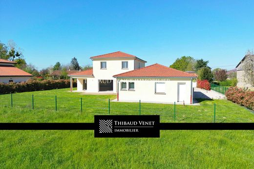 Luxury home in Bourg-en-Bresse, Ain