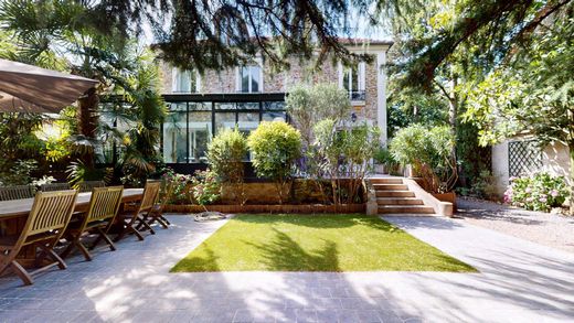 Casa di lusso a Bry-sur-Marne, Val-de-Marne